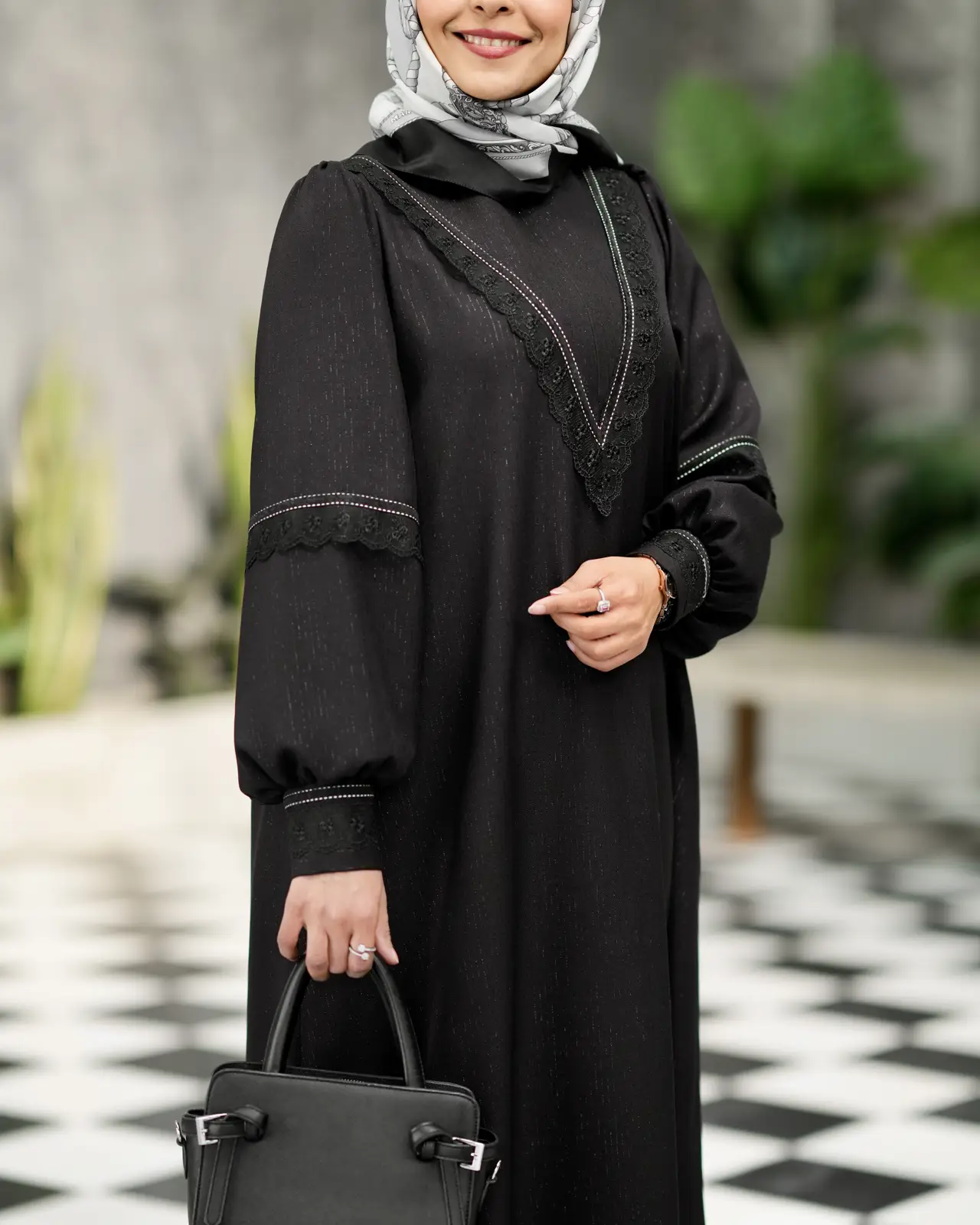 عبا لمه