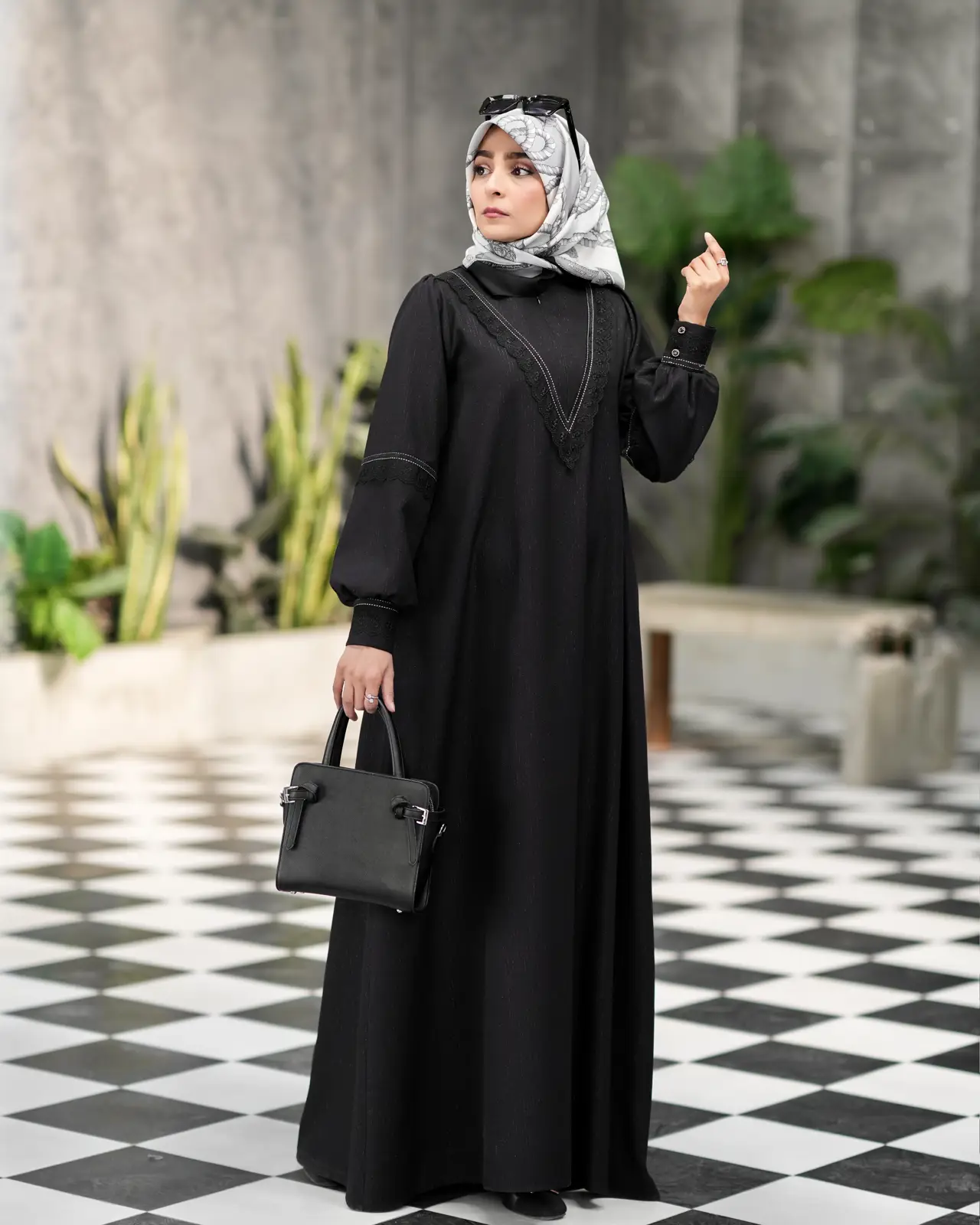 عبا لمه